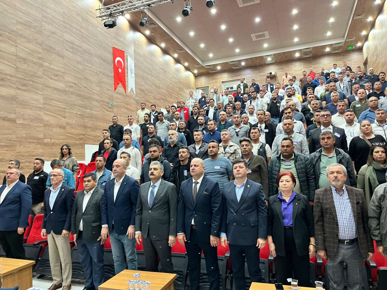 DİSK Genel-İş’te Genel Kurul Başladı: Heybet Özman “Ekmek Teknemize Sahip Çıkacağız” 2